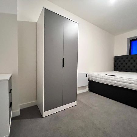 Affordable Apartments In Manchester City Centre Close To Trafford ภายนอก รูปภาพ
